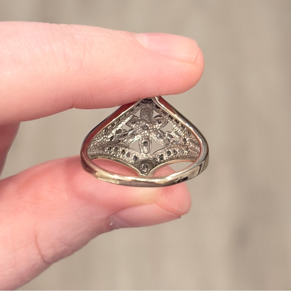 10K Diamond Snowflake Ring, Flower Filigree, Size 7.25, SUN Luxury - Picture 5 of 16